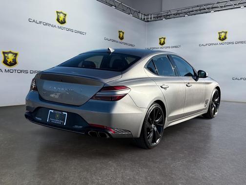 2023 Genesis G70 2.0T RWD