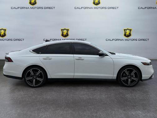Platinum White Pearl 2023 Honda Accord Hybrid Sport