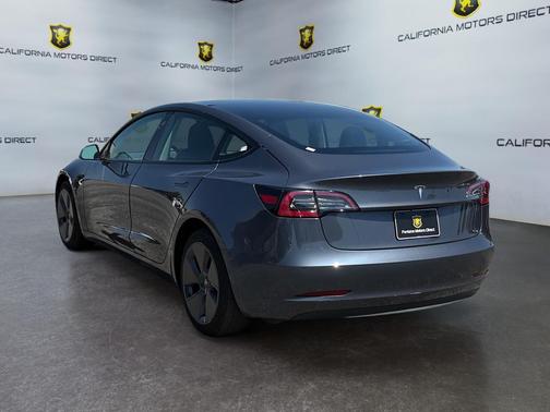 Midnight Silver Metallic 2023 Tesla Model 3 Standard Range