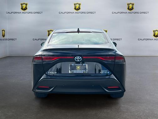 2021 Toyota Mirai Base