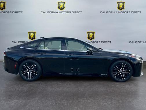 2021 Toyota Mirai Base