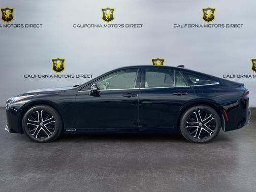 2021 Toyota Mirai Base