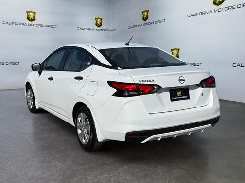 2025 Nissan Versa 1.6 S