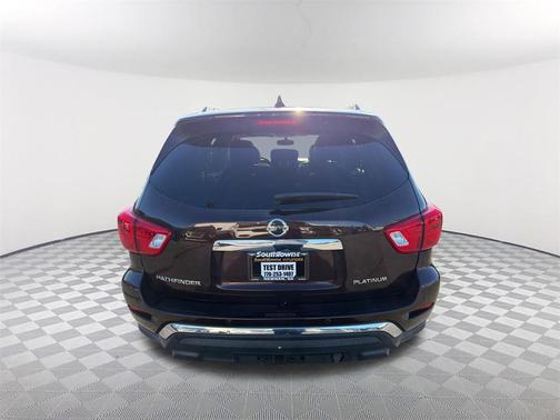 2020 Nissan Pathfinder Platinum 2WD