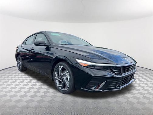 2025 Hyundai ELANTRA Limited