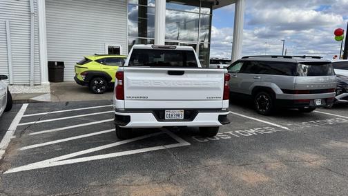 2022 Chevrolet Silverado 1500 Custom