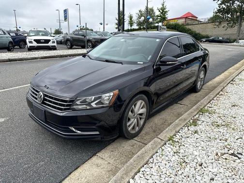 Pearl Metallic 2018 Volkswagen Passat 2.0T SE
