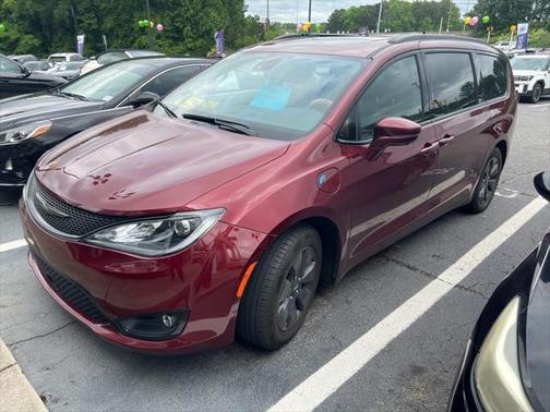 2020 Chrysler Pacifica Hybrid Limited