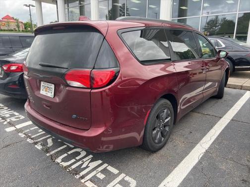 2020 Chrysler Pacifica Hybrid Limited