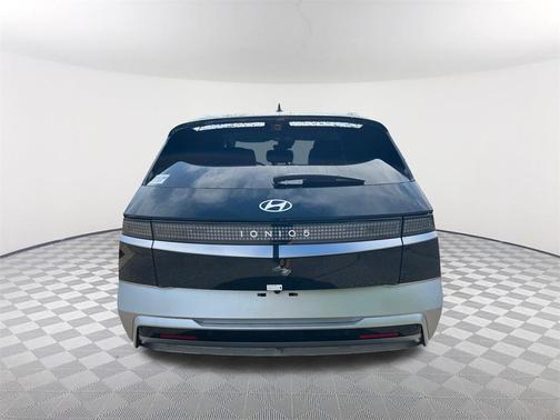 2025 Hyundai IONIQ 5 Limited