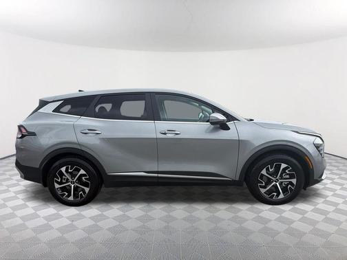 Steel Gray 2024 Kia Sportage EX