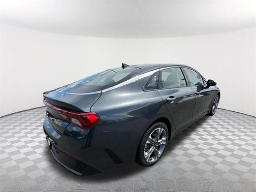 2024 Kia K5 EX
