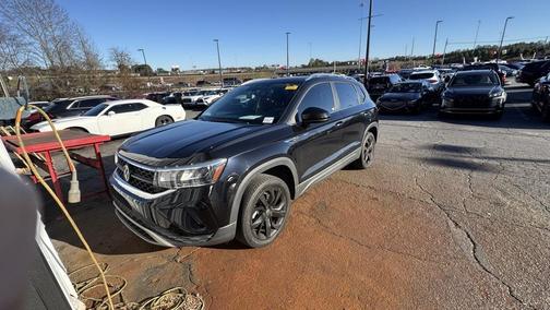 2023 Volkswagen Taos 1.5T SE