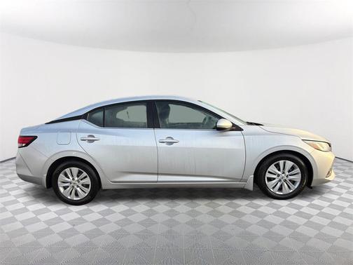 2022 Nissan Sentra S