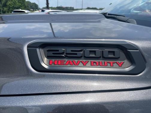 2022 RAM 2500 Big Horn Crew Cab 4x4 6'4' Box