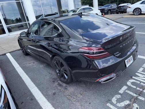2022 Genesis G70 3.3T RWD