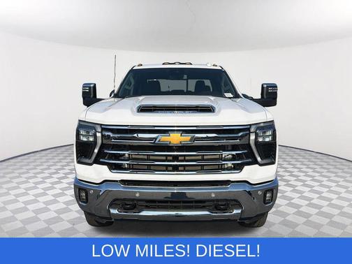Summit White 2024 Chevrolet Silverado 3500 LTZ