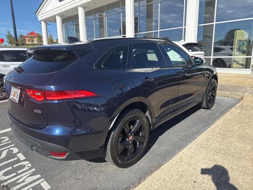 2018 Jaguar F-PACE 25t R-Sport