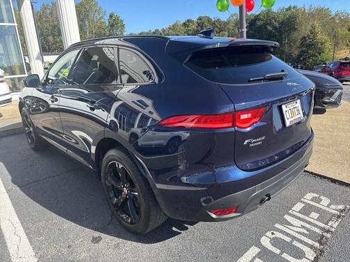 2018 Jaguar F-PACE 25t R-Sport