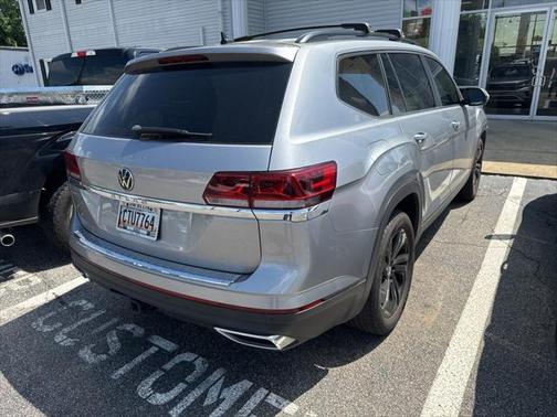 2022 Volkswagen Atlas 3.6L SE w/Technology