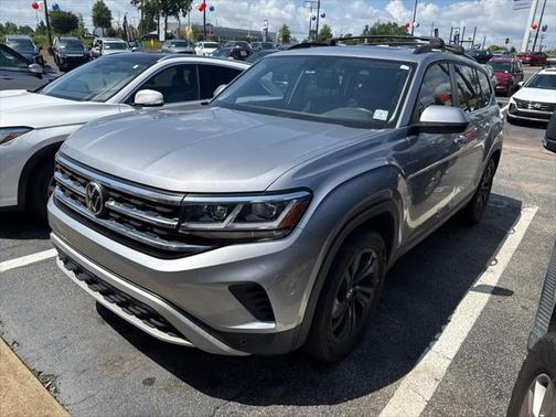 2022 Volkswagen Atlas 3.6L SE w/Technology