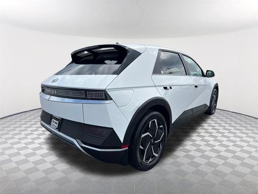 2022 Hyundai IONIQ 5 SEL