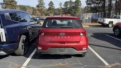 2024 Hyundai VENUE SE
