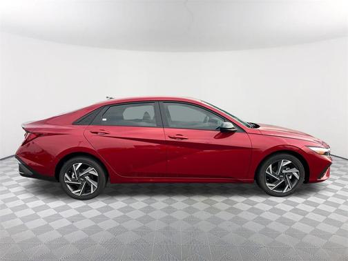 2025 Hyundai ELANTRA Sport