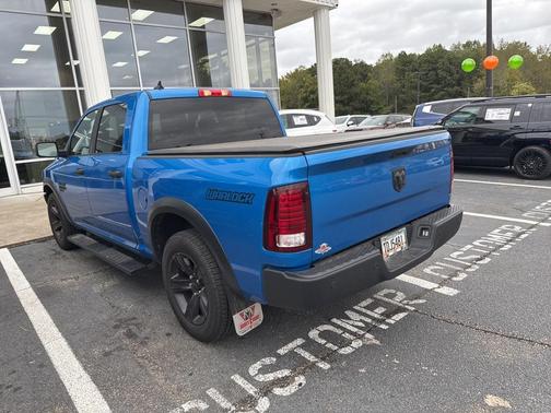 2024 RAM 1500 Classic Warlock Crew Cab 4x2 5'7' Box