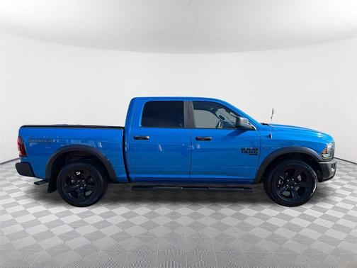 2024 RAM 1500 Classic Warlock Crew Cab 4x2 5'7' Box