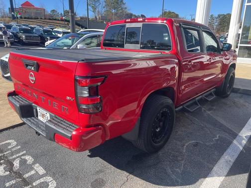 2022 Nissan Frontier SV