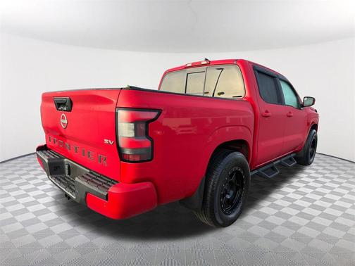 2022 Nissan Frontier SV