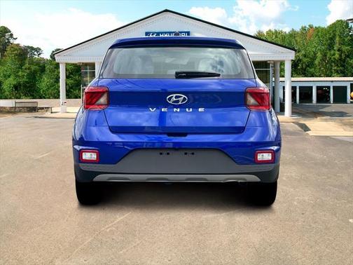 2025 Hyundai VENUE SE