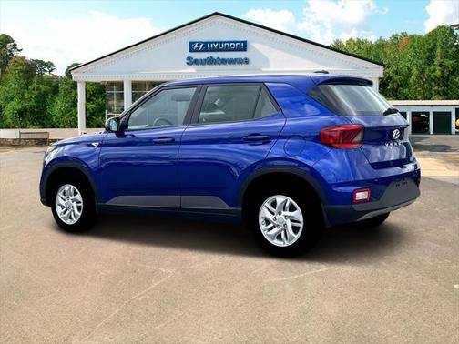 2025 Hyundai VENUE SE