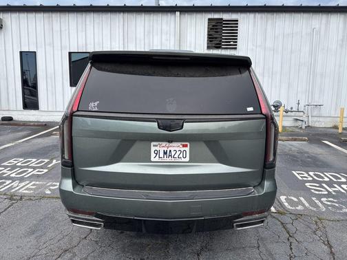 Dark Emerald Metallic 2024 Cadillac Escalade Luxury