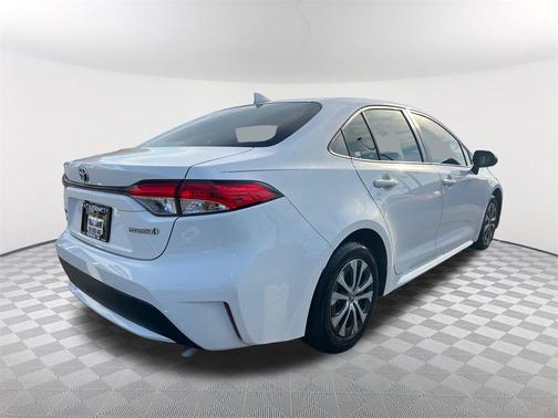 2022 Toyota Corolla Hybrid LE
