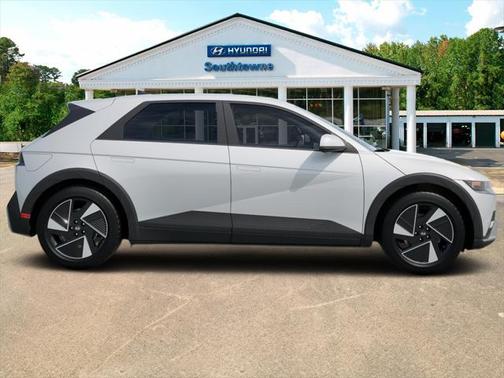 2025 Hyundai IONIQ 5 SE