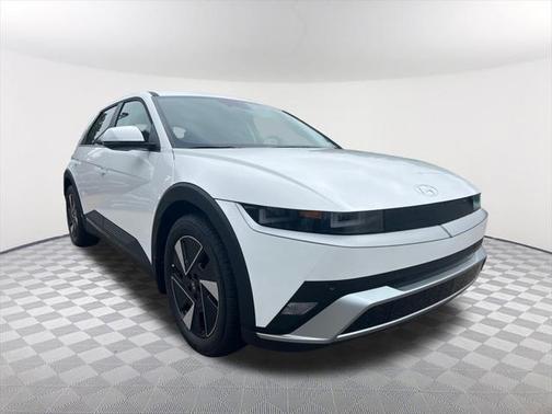 2025 Hyundai IONIQ 5 SE