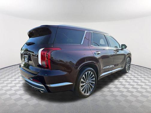 Sierra Burgundy 2024 Hyundai PALISADE Calligraphy