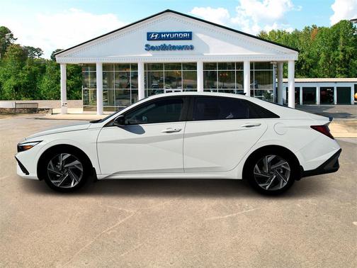 2025 Hyundai ELANTRA HEV SEL Sport