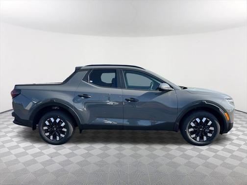 2025 Hyundai SANTA CRUZ SEL Activity