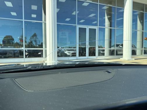 2022 Genesis G70 2.0T AWD