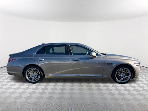 2022 Genesis G90 5.0 Ultimate
