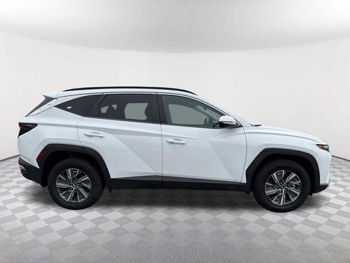 2022 Hyundai TUCSON Hybrid Blue