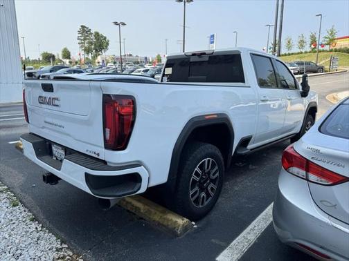 2023 GMC Sierra 2500 AT4