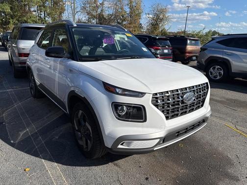 2023 Hyundai VENUE Limited