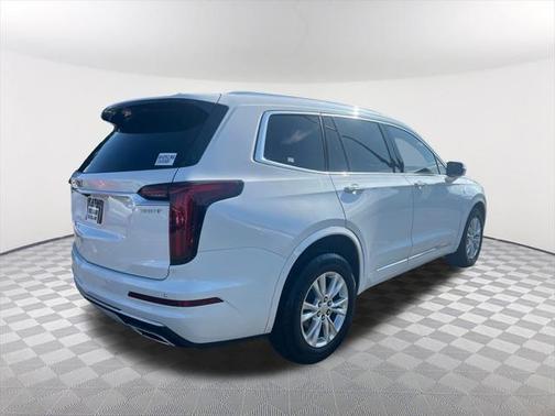 2024 Cadillac XT6 Luxury FWD