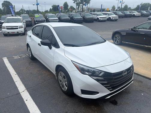 Fresh Powder 2025 Nissan Versa 1.6 S