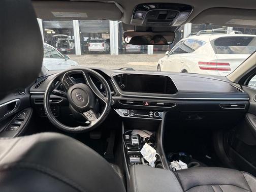 2020 Hyundai SONATA Limited