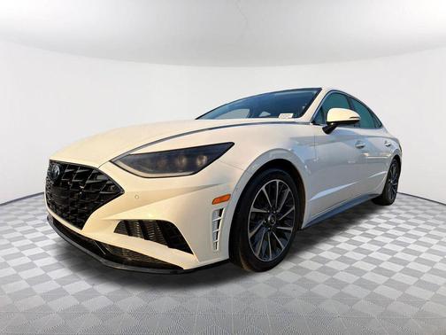 Quartz White 2020 Hyundai SONATA Limited